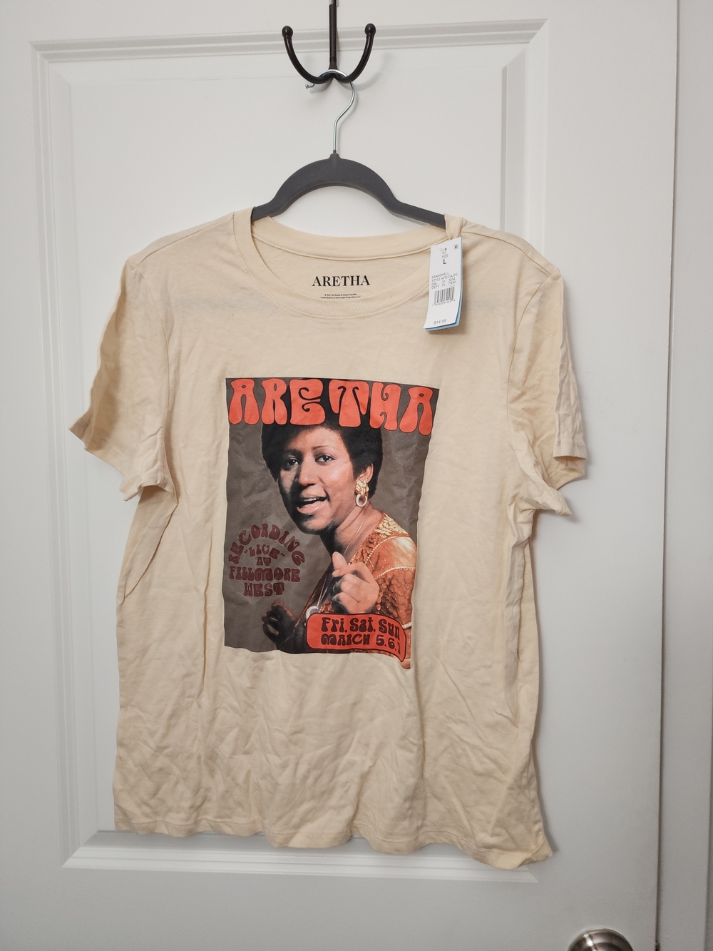 Aretha Franklin  Graphic Crewneck Tee in Cream